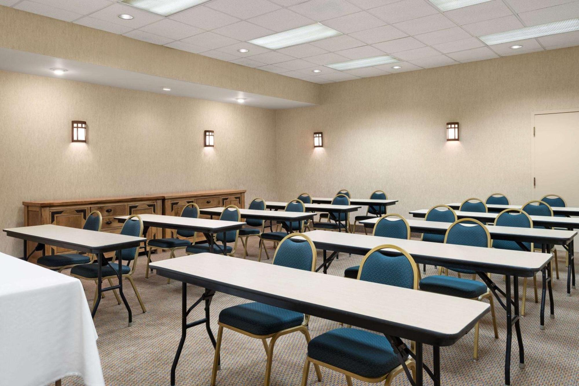 Hotel Ramada By Wyndham Tucson Exteriér fotografie
