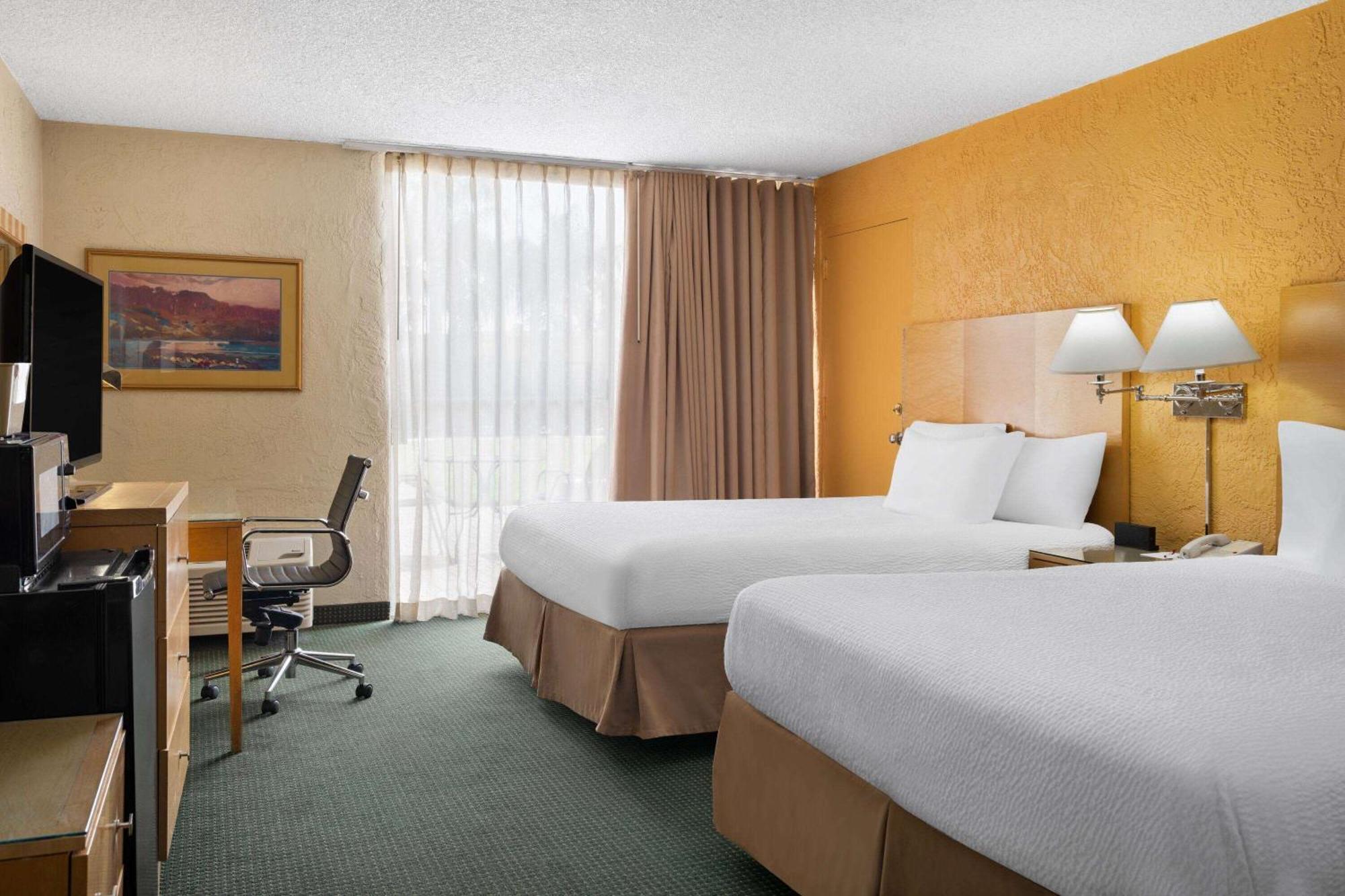 Hotel Ramada By Wyndham Tucson Exteriér fotografie